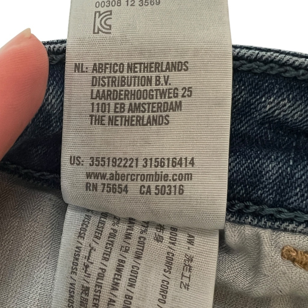 Hollister Two-Tone Blue Patchwork Flare Jeans - Picture 12 of 14